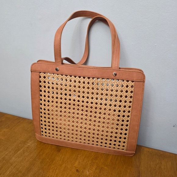 ANTIK KRAFT Tan Ratten Woven Tote Purse Bag Matching removable Clutch and Strap - Picture 3 of 10